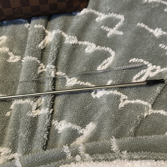 ❤️SOLD❤️🖤🖤Gorgeous customized cup🖤🖤 - Picture 9 of 10